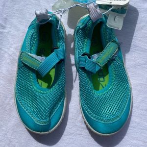 Speedo’s Green Water Shoes Size 5/6
